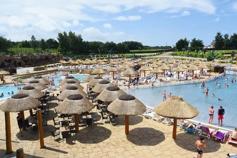 Wakacje z dzieckiem gdzie - najlepsze miejsca na rodzinny wypoczynek