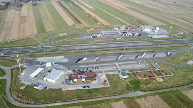 Co to jest mop na autostradzie? Kluczowe informacje i usługi