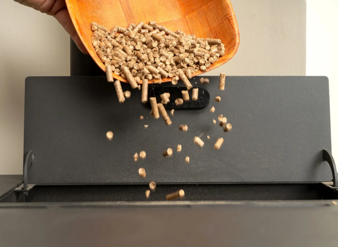 W jakiej cenie jest pellet? Ceny, które zaskoczą i porównania ofert
