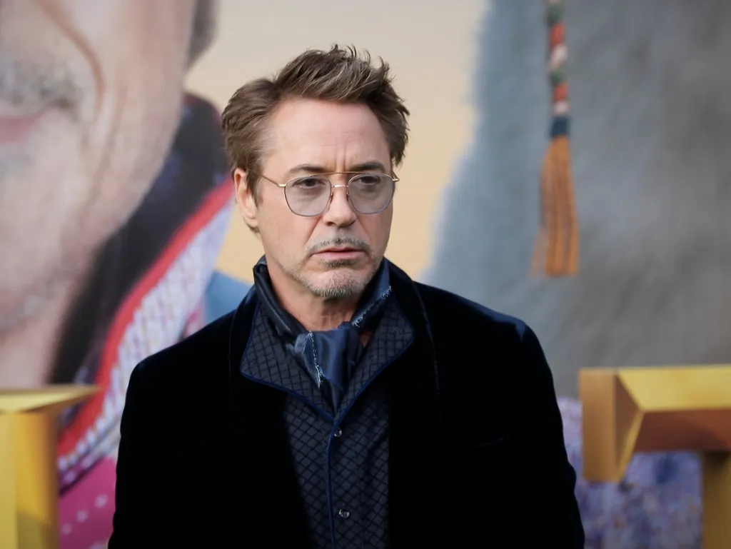 Robert Downey Jr. w nowym serialu HBO pokazał poczwórny popis aktorski