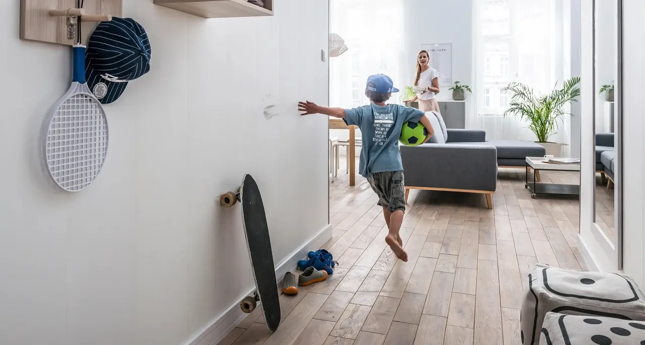 Jak skutecznie umyć ściany przed malowaniem? Poradnik krok po kroku