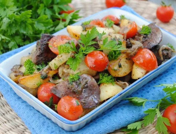 Z czym jeść wątróbkę drobiową? Odkryj najlepsze dodatki i przepisy