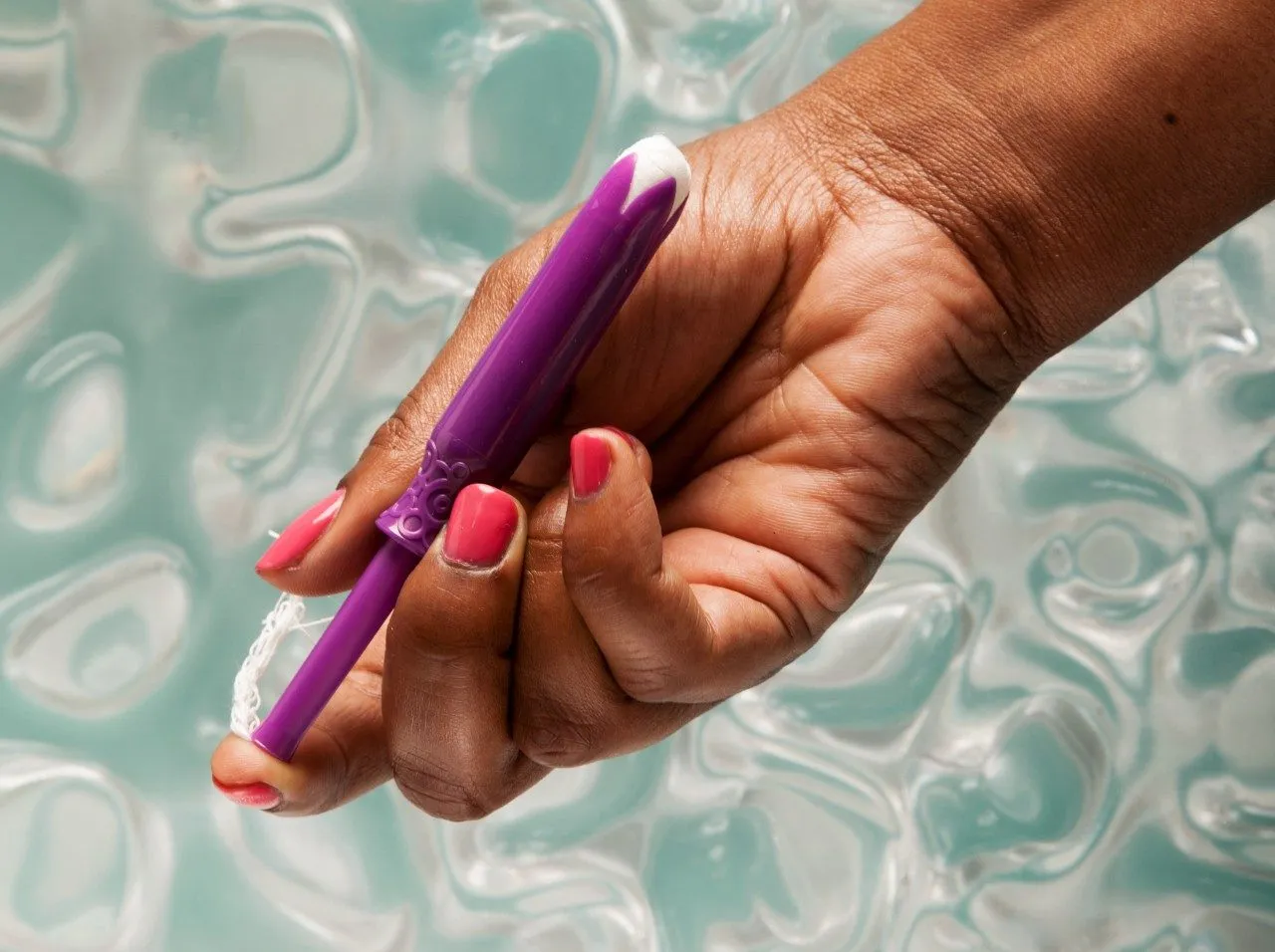 Czy tampony to grzech? Odpowiedzi na wątpliwości katolików