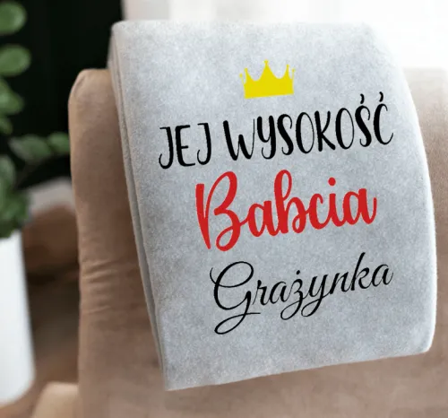 Koc na dzień babci i dziadka: Jaki wzór ociepli serca seniorów?