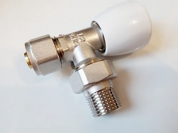Ile kosztuje wymiana zaworu w grzejniku? Ceny i porady
