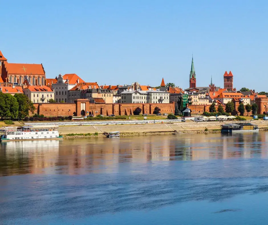 Biuro Podróży Jaworzyna: Czy warto zaufać ich ofercie w Polsce?