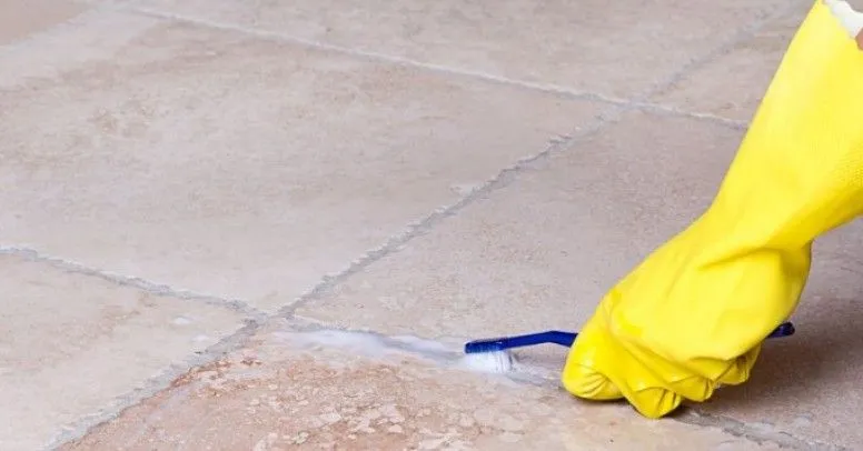 Jak odświeżyć fugi w kafelkach i przywrócić im blask bez wysiłku Jak odświeżyć fugi w kafelkach i przywrócić im blask bez wysiłku