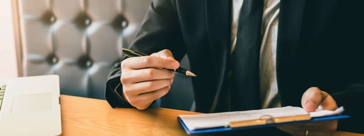 Jak napisać wniosek o zwolnienie z zawodowej służby wojskowej bez błędów