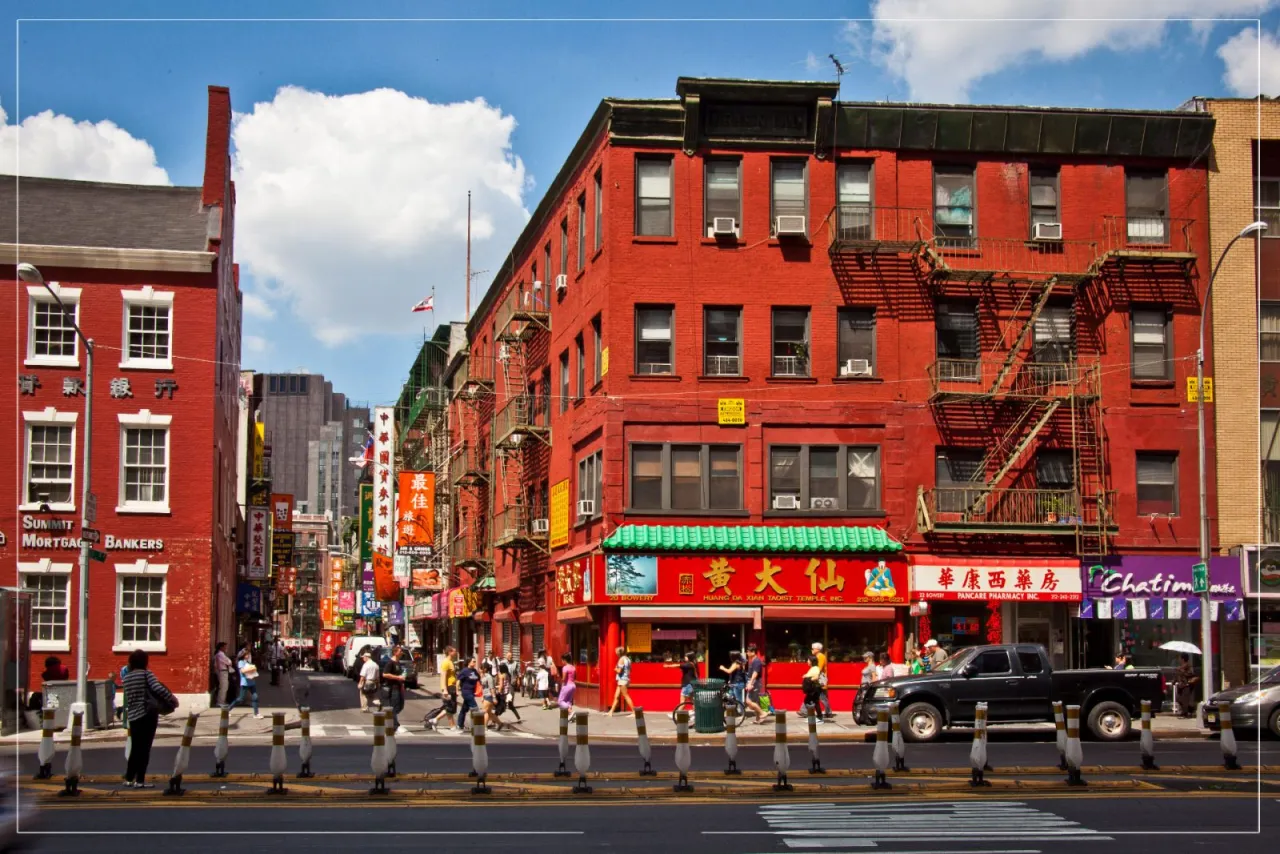 13. dzielnica Paryża: Street art, Chinatown i bezpieczny nocleg