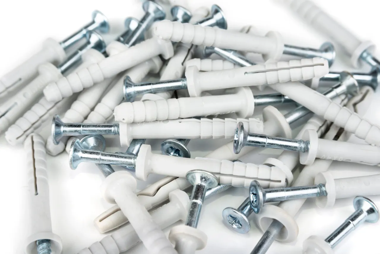 Kotwy do betonu Leroy Merlin – wybierz najlepsze rozwiązania do montażu