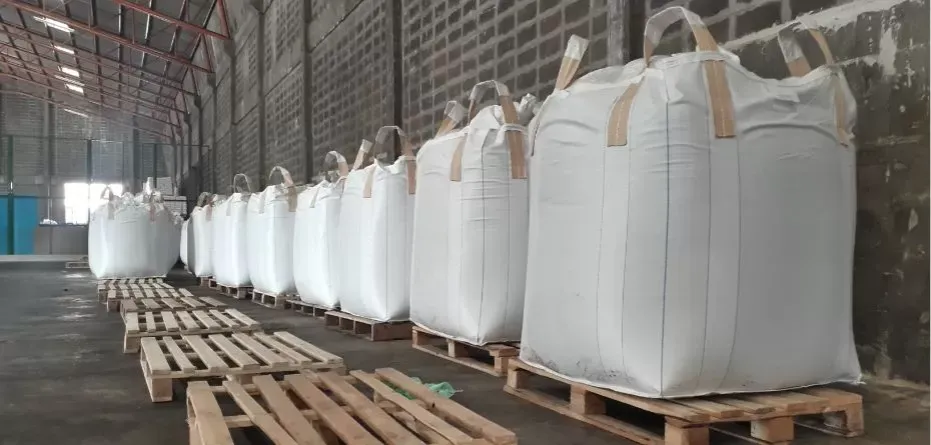 Jak tanio kupić nawozy? Strategie na niestabilny rynek 2026