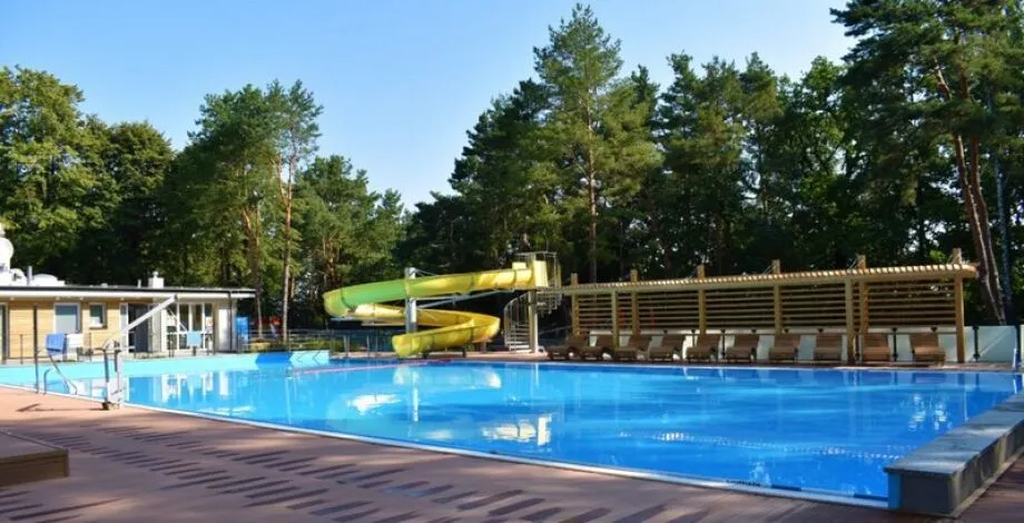 Kiedy najlepiej jechać do Powsina, aby uniknąć tłumów i cieszyć się atrakcjami