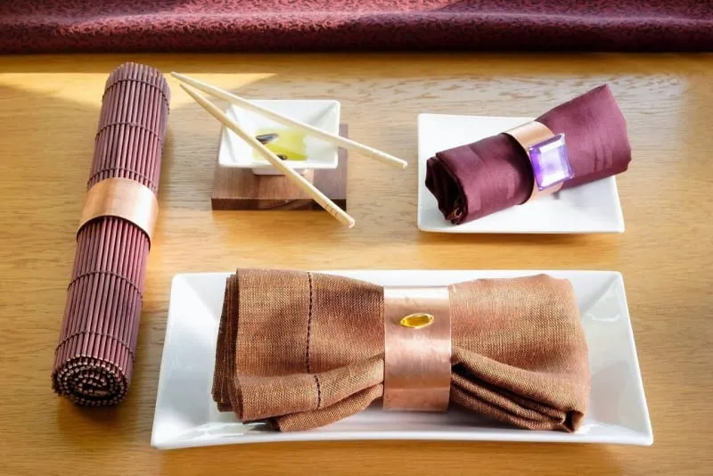 Jak zrobić obrączki do serwetek - proste i kreatywne pomysły DIY