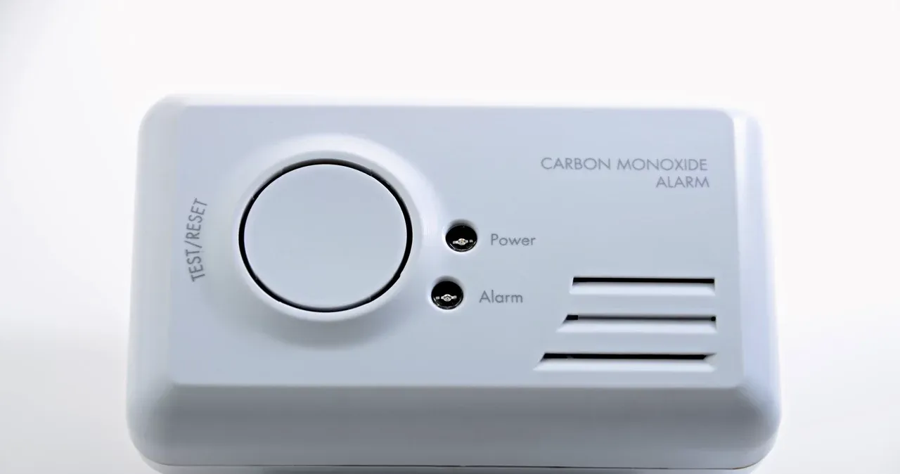 Czy czujnik czadu wykrywa gaz? Zrozum, co może cię zabić