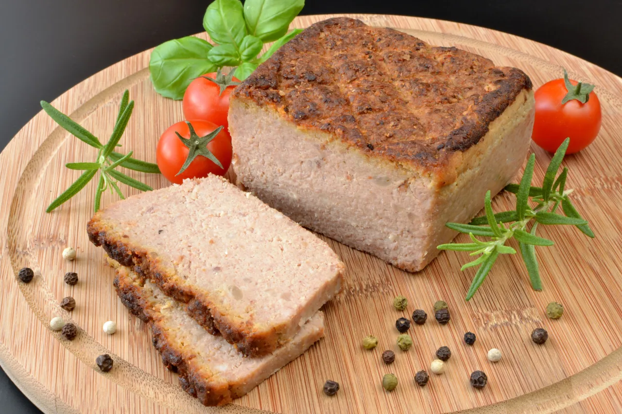 Jak długo piecze się pasztet? Czas pieczenia dla idealnego smaku
