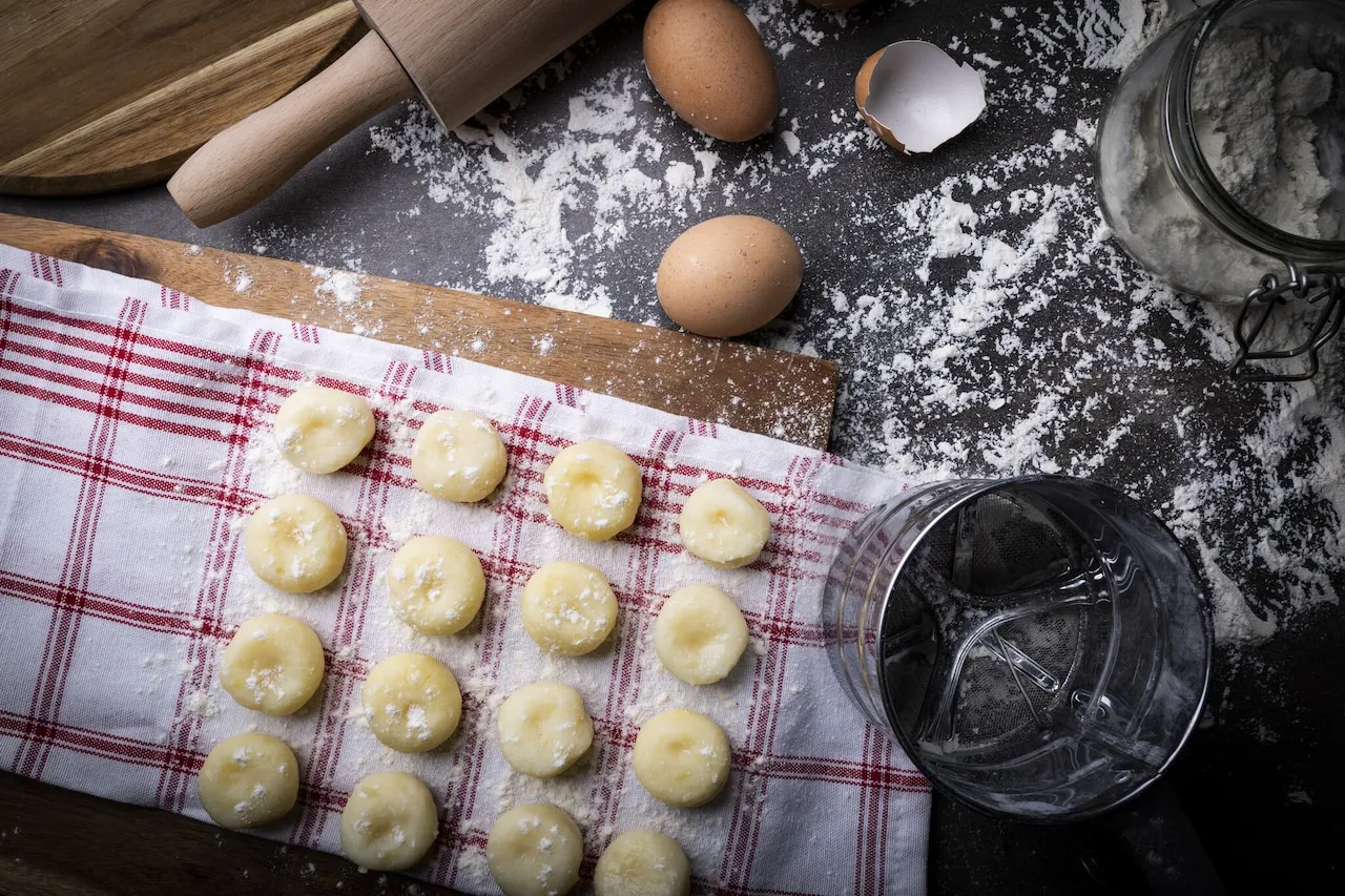 Jak ugotować kluski śląskie – prosta receptura na idealne danie