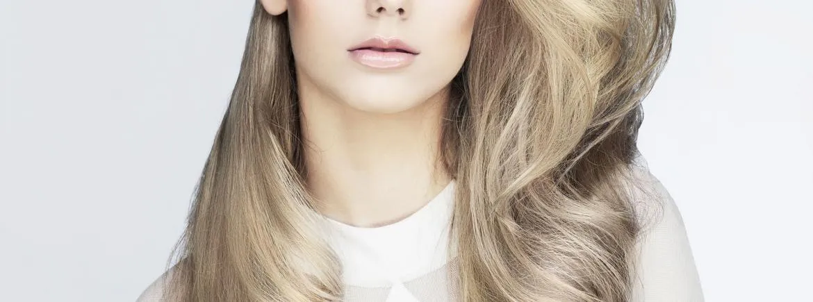 Fryzury dla wdowiego szpica, które podkreślą Twój styl i urodę