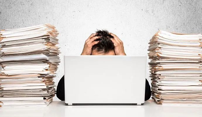 Czy sąd wysyła postanowienie o nabyciu spadku? Poznaj fakty!