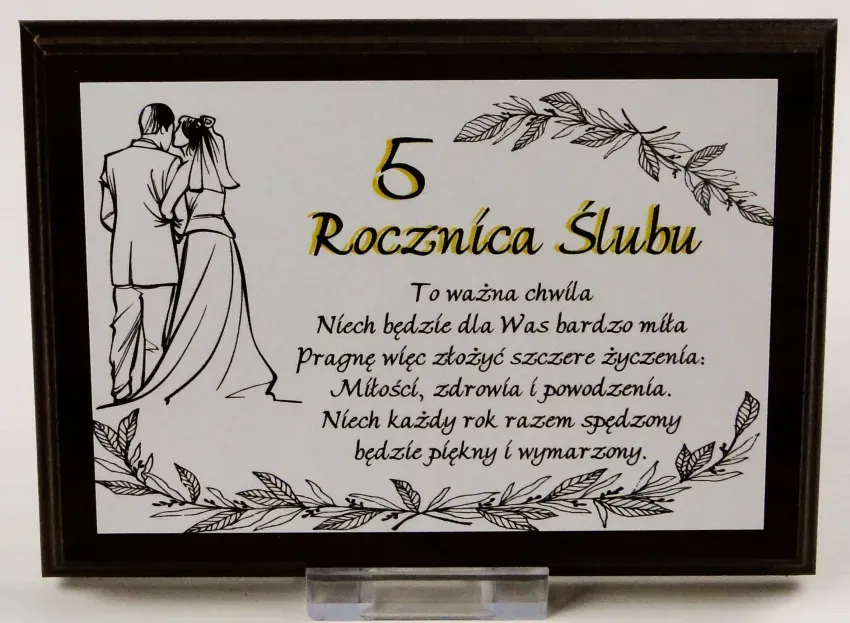 5. rocznica ślubu: Drewniane Gody. Prezenty, życzenia i inspiracje