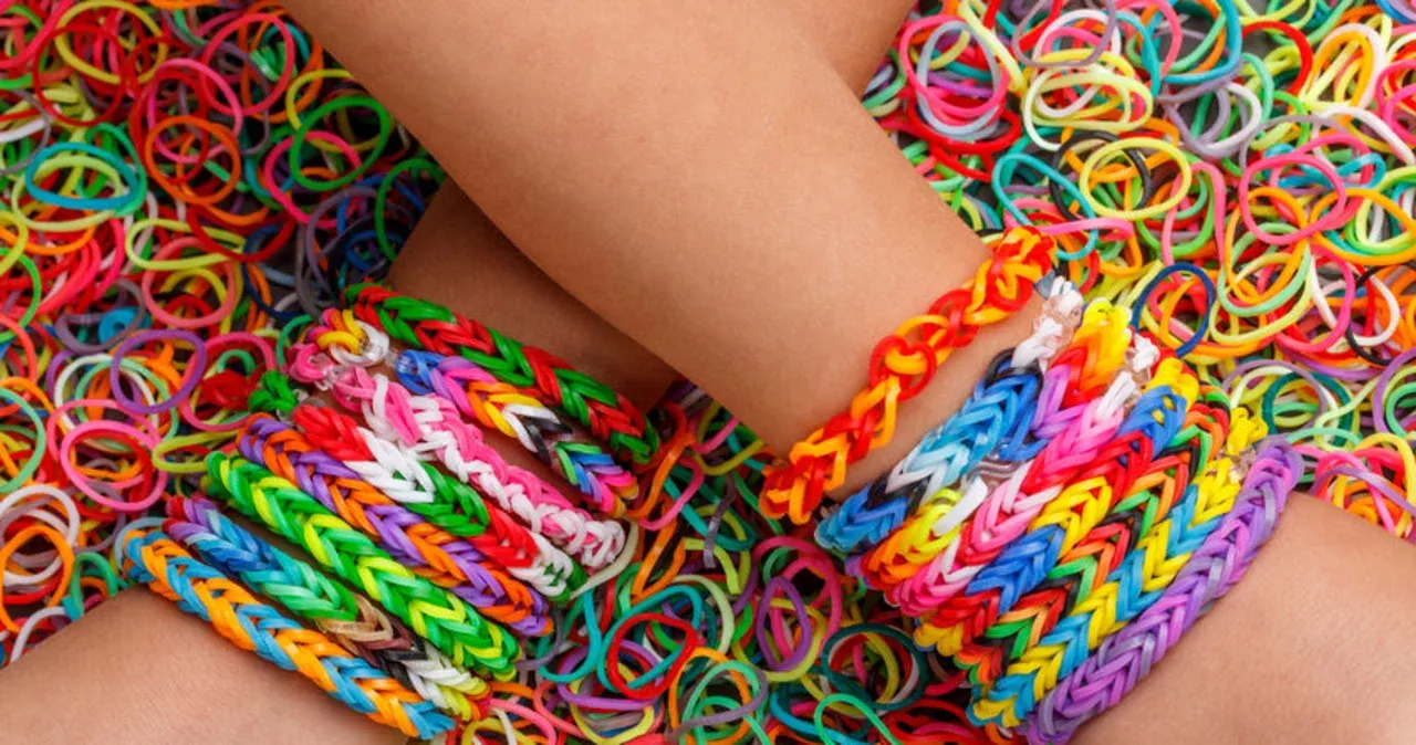 Jak zrobić naszyjnik z gumek – prosty sposób na wyjątkową biżuterię