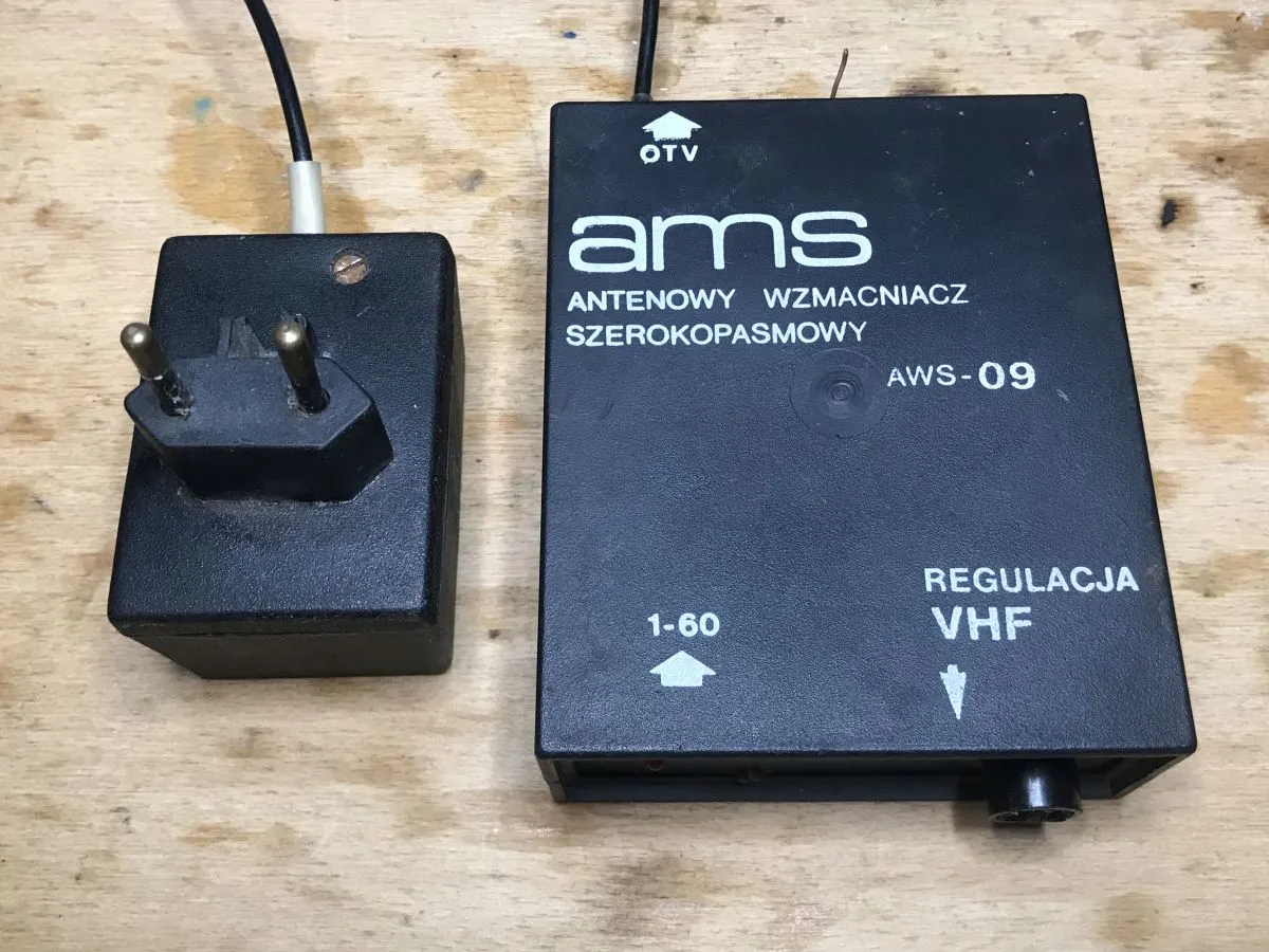 Wzmacniacz AMS DVB-T2: Koniec z kratkowaniem? Pełny poradnik. Wzmacniacz AMS DVB-T2: Koniec z kratkowaniem? Pełny poradnik.