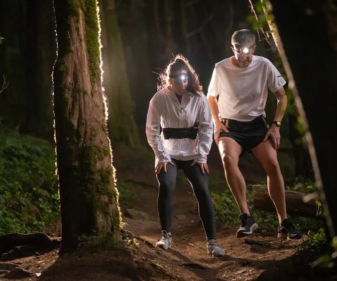 Bieganie przed snem: Wróg czy sprzymierzeniec snu? Poradnik