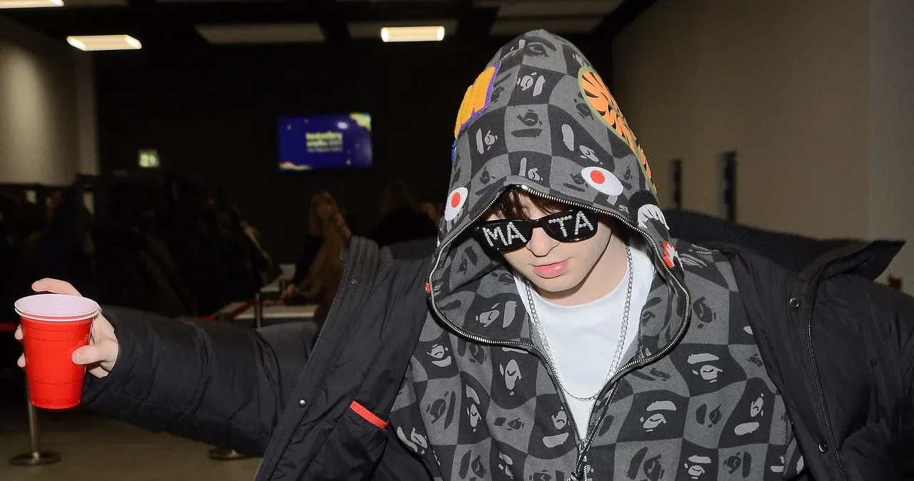 Ile kosztuje bluza maty na koncercie? Ceny, które mogą zaskoczyć