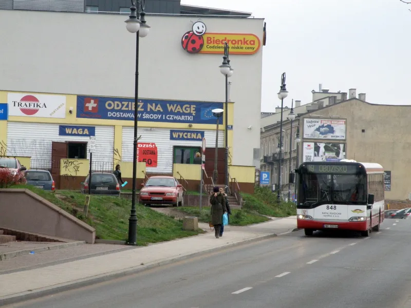 Ile jest biedronek w Radomiu? Sprawdź, gdzie je znaleźć!