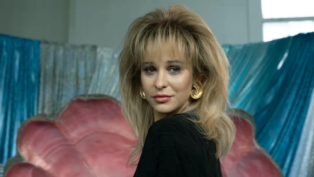 Czy Lucyna to dziewczyna obsada i fabuła, która zaskakuje widzów