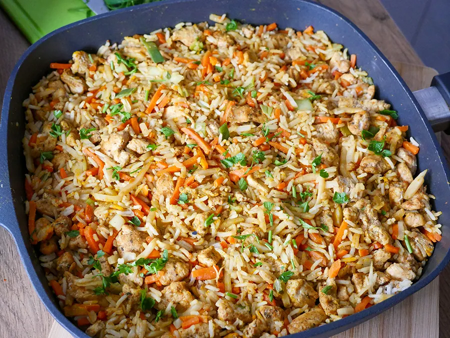 Szybkie i pyszne pomysły na dania z ryżu, które zachwycą każdego