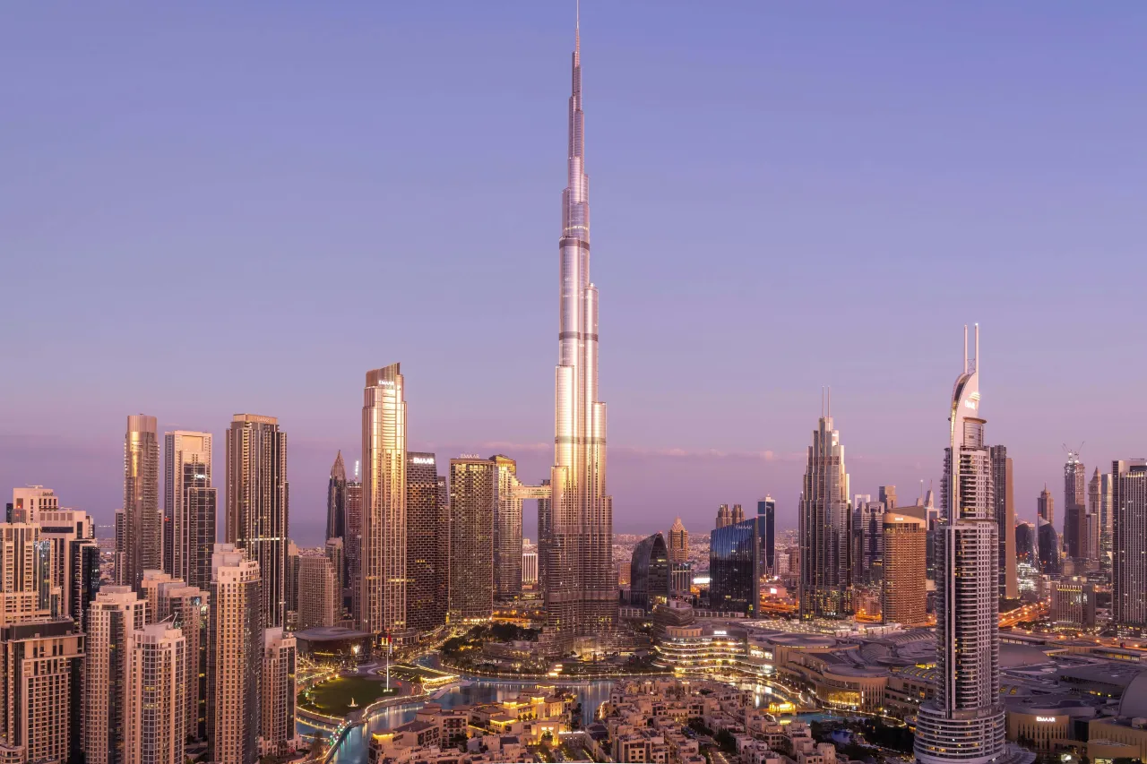 Gdzie jest najwyższy budynek na świecie? Odkryj Burj Khalifa w Dubaju