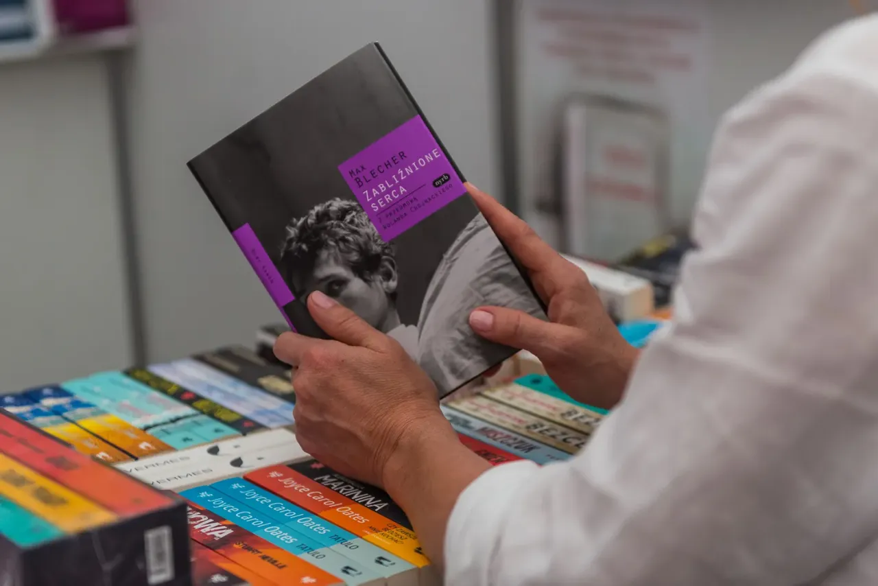 Jak wydanie książki wpływa na procent zysku autora i jego wynagrodzenie