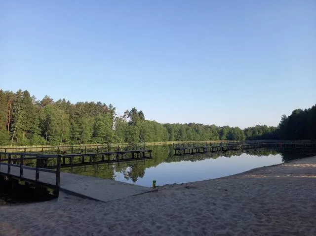 Jezioro Harcerskie: odkryj piękno i atrakcje tego urokliwego miejsca Jezioro Harcerskie: odkryj piękno i atrakcje tego urokliwego miejsca