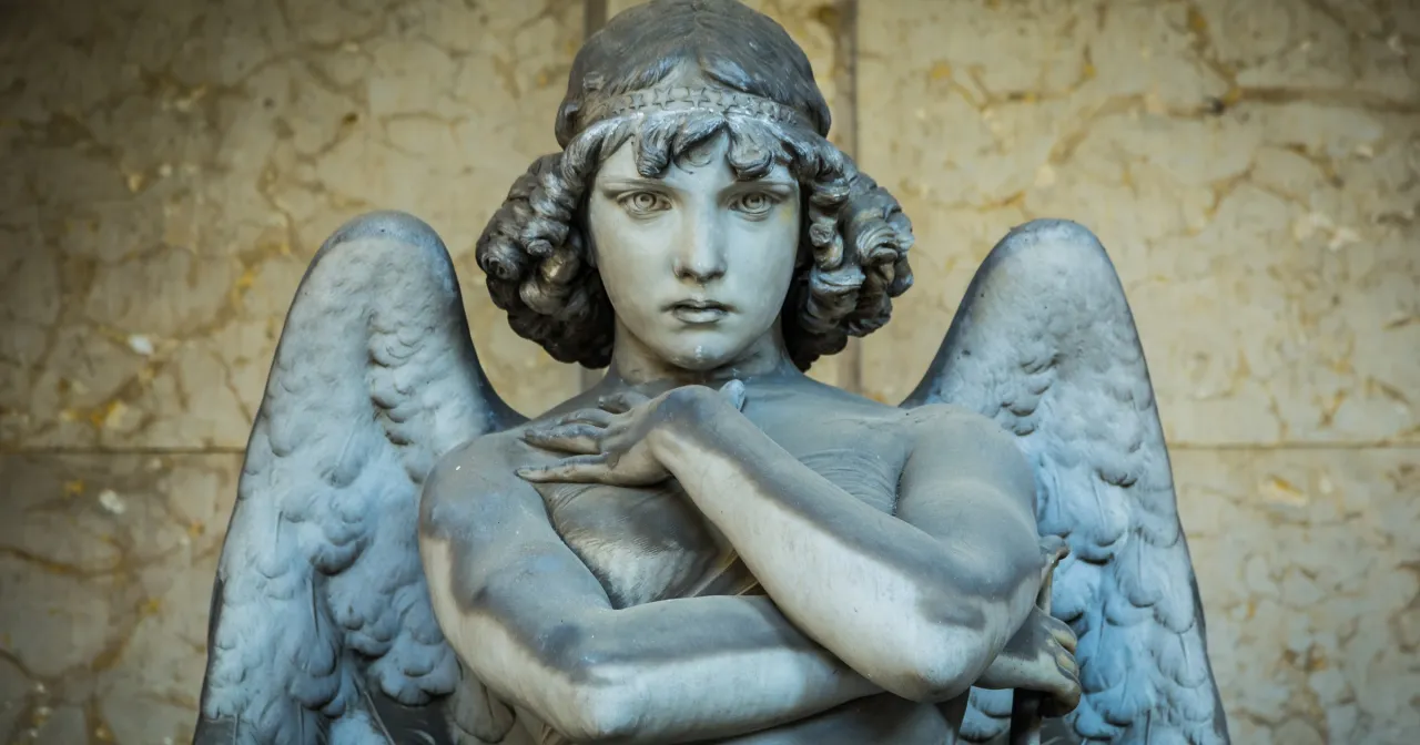 Co z duszą po pogrzebie? Różne wierzenia i emocje związane z utratą