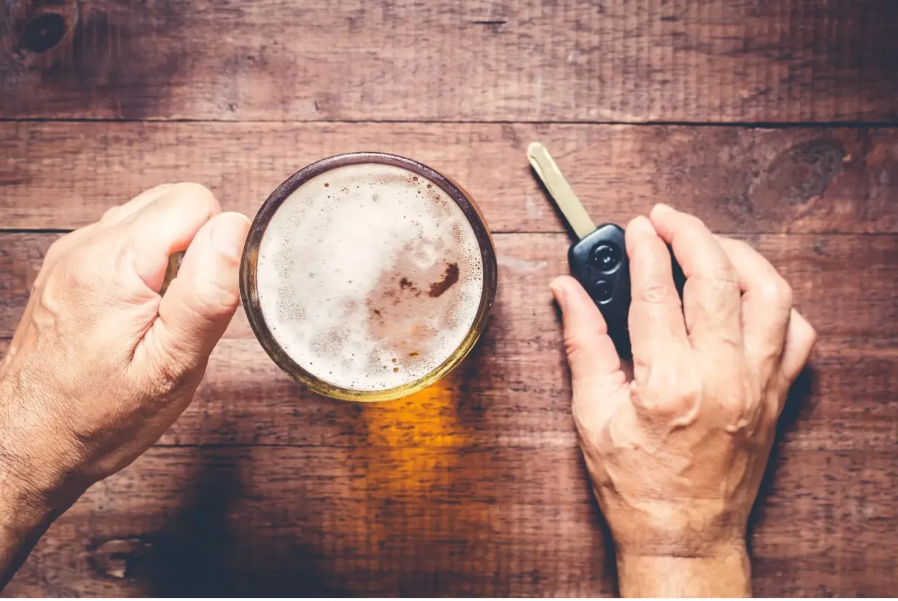 Jazda po alkoholu wykroczenie: jakie kary i konsekwencje grożą?