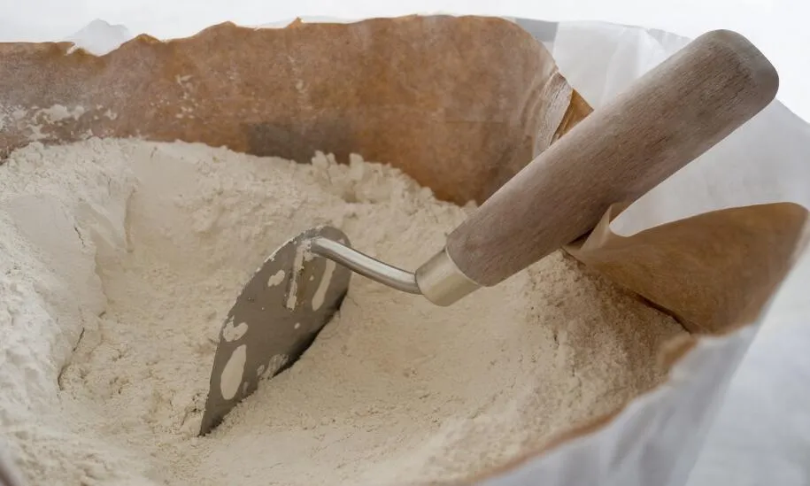 Co to jest zaprawa gipsowa i jak ją skutecznie wykorzystać?