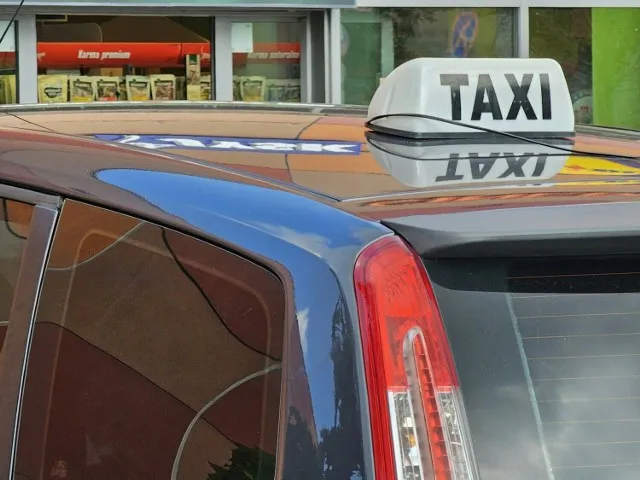 Ile kosztuje taxi z Torunia do Ciechocinka? Sprawdź ceny i porady Ile kosztuje taxi z Torunia do Ciechocinka? Sprawdź ceny i porady