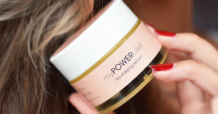 Miya myPOWERelixir: Kultowe serum pod lupą. Skład, efekty, opinie.