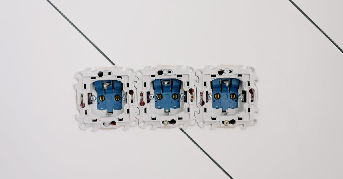  Średnie miesięczne zużycie prądu przez polskie gospodarstwo domowe w 2023 roku