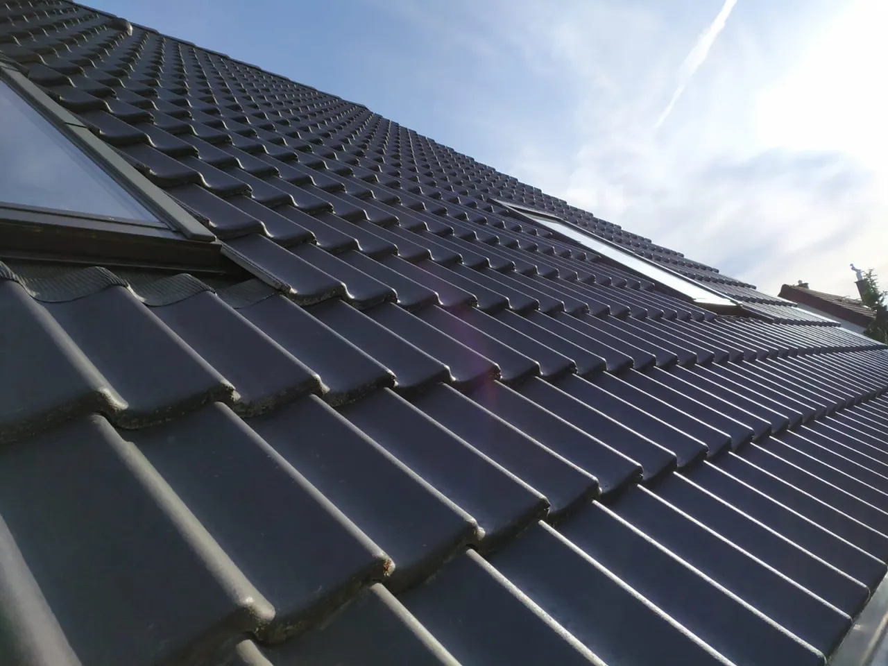 Jak skutecznie zaimpregnować dachówkę ceramiczną - poradnik