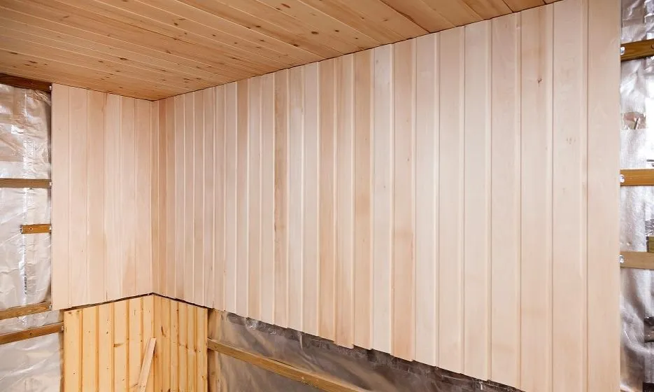 Jak montować boazerie: sprawdzone metody, które ułatwią pracę