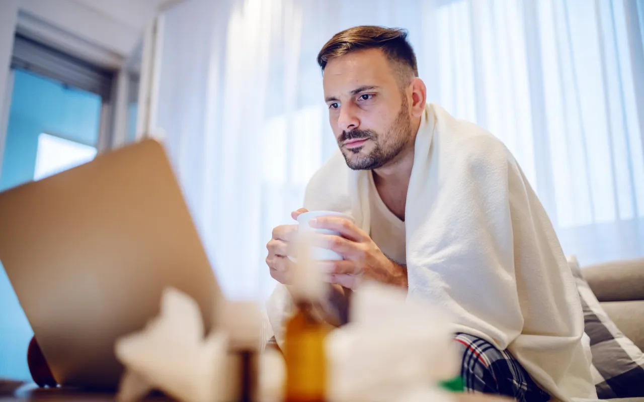 Czy pracownik ma obowiązek poinformować o L4? Sprawdź, co grozi za brak informacji