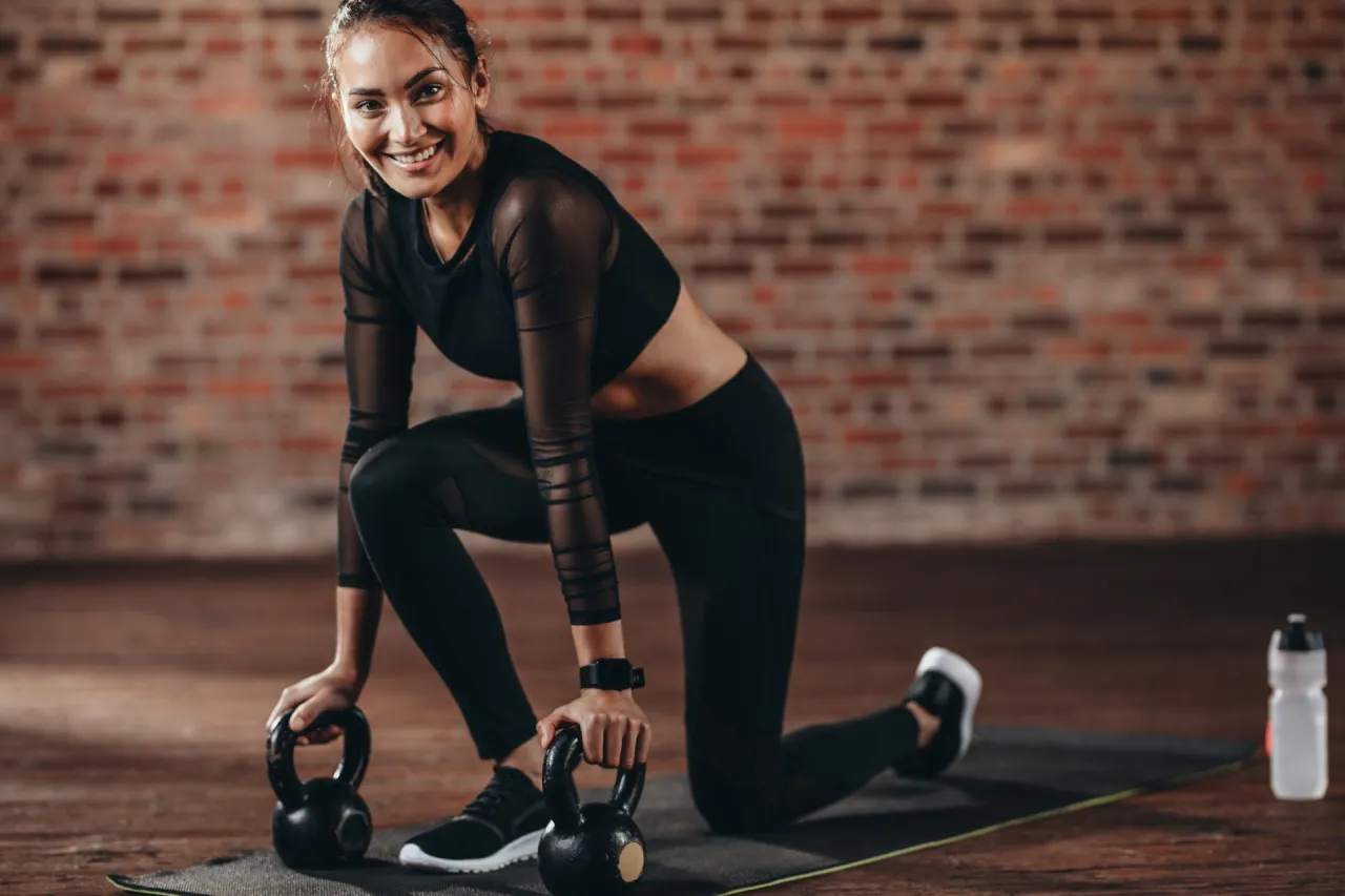 WOD CrossFit co to? Poznaj codzienne treningi i ich znaczenie WOD CrossFit co to? Poznaj codzienne treningi i ich znaczenie