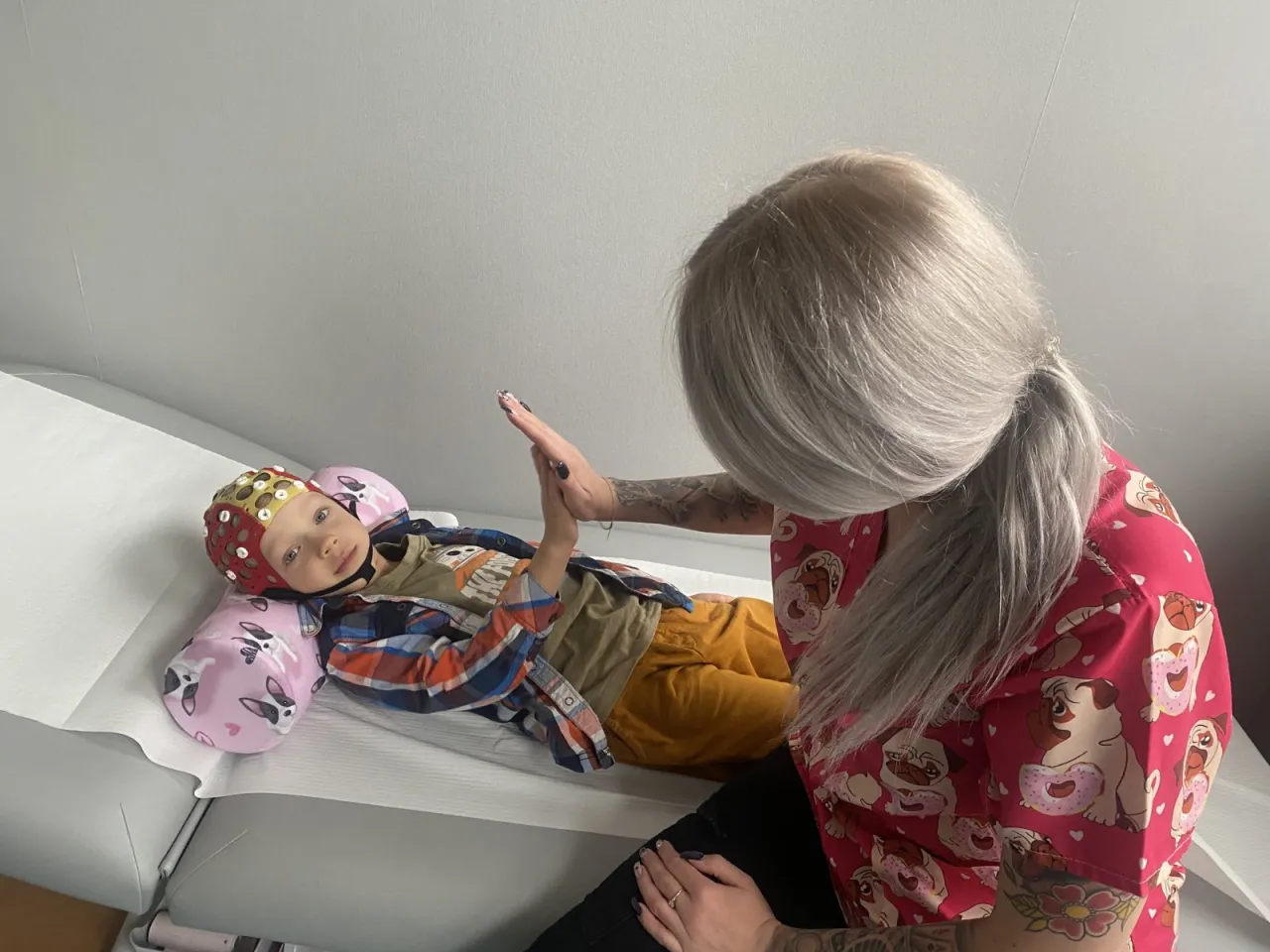 Ile trwa badanie EEG u dziecka? Poznaj czas i najważniejsze informacje Ile trwa badanie EEG u dziecka? Poznaj czas i najważniejsze informacje