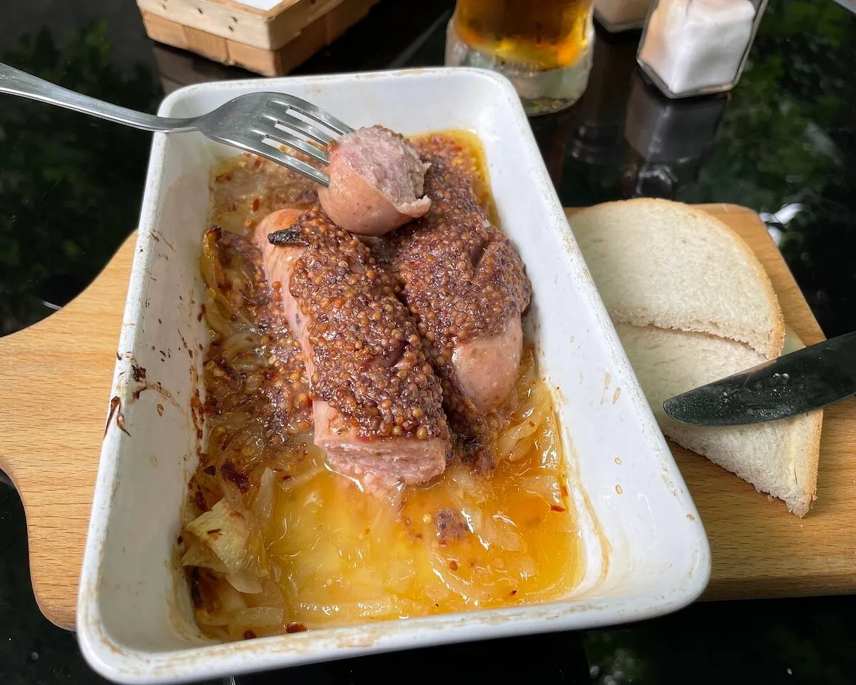 Kiełbasa i sznurek menu - odkryj smaki Krakowa i ich ceny