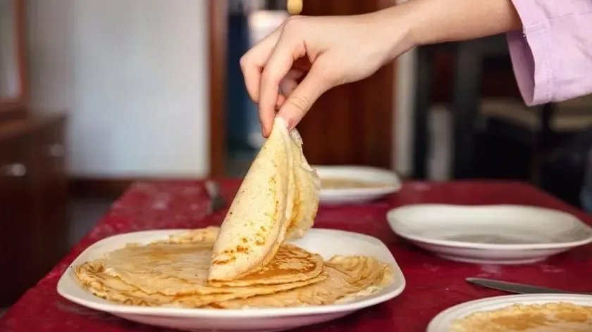 Czy można smażyć naleśniki na oliwie z oliwek? Oto, co musisz wiedzieć