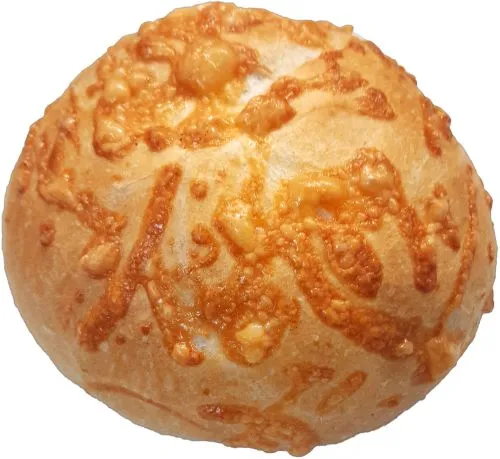 Ile kcal ma bułka z serem? Zaskakujące wartości kaloryczne!