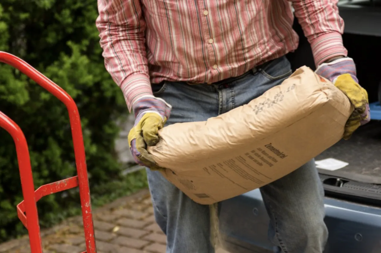 Ile waży worek cementu? Zaskakujące fakty o wadze i zastosowaniach