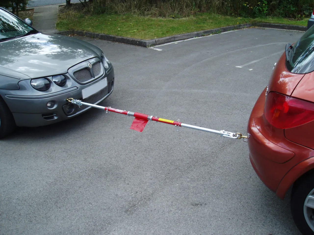 Holowanie na lince: Czy wolno? Przepisy, zasady i zakazy