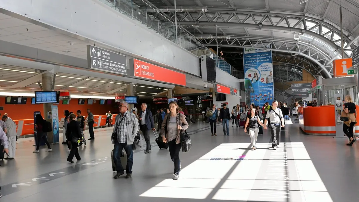 Czy lotnisko w Modlinie jest czynne? Sprawdź aktualny status operacji